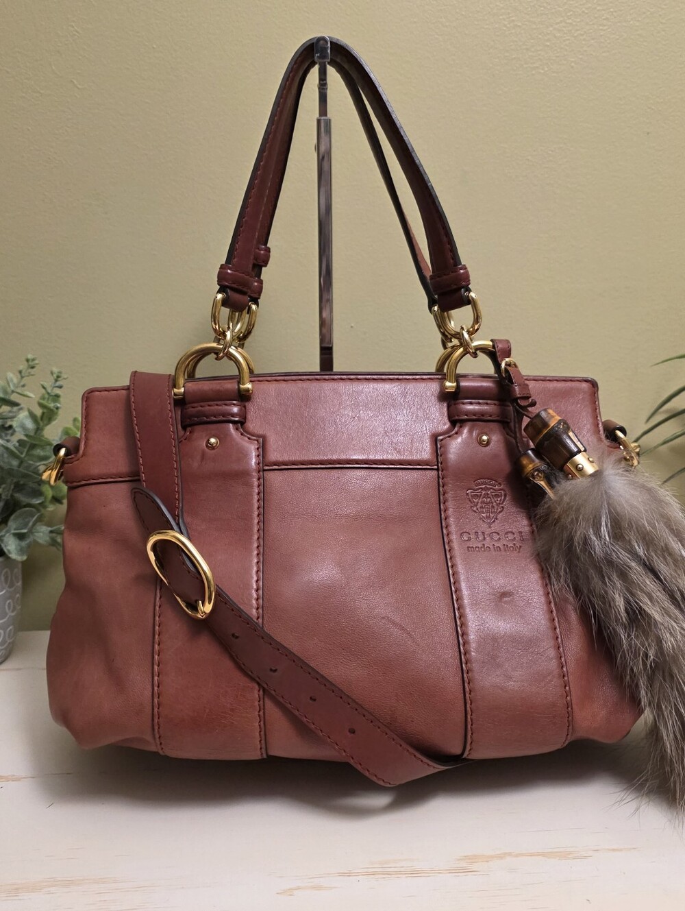 Gucci | Smilla 2-Way Shoulder Bag In Burgundy Calfskin Leather And Fur Accessory